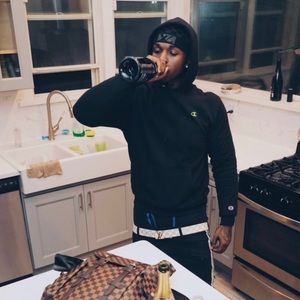 Meet your Posher, Zy